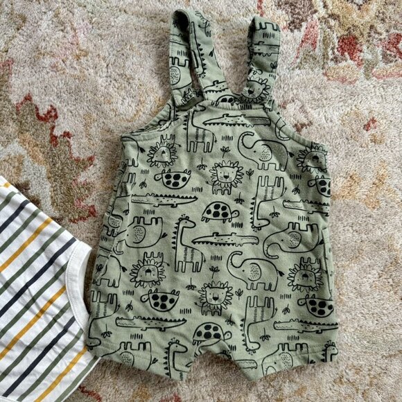 Max & Marcus Animal Shortall Outfit - Picture 7 of 9